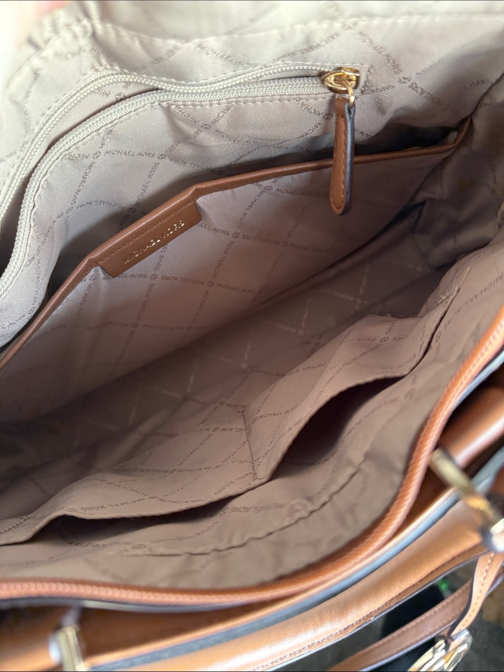 Michael Kors Cream & Brown Signature Satchel - Picture 4 of 8